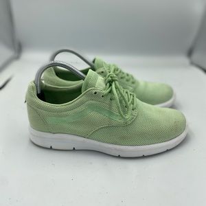 Women’s Size 8.5 Vans Ultra Lite Mint Green Sneakers Lace Up Lightweight